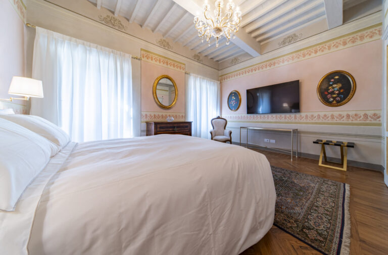 La camera suite della Residenza Luca Pacioli a Sansepolcro