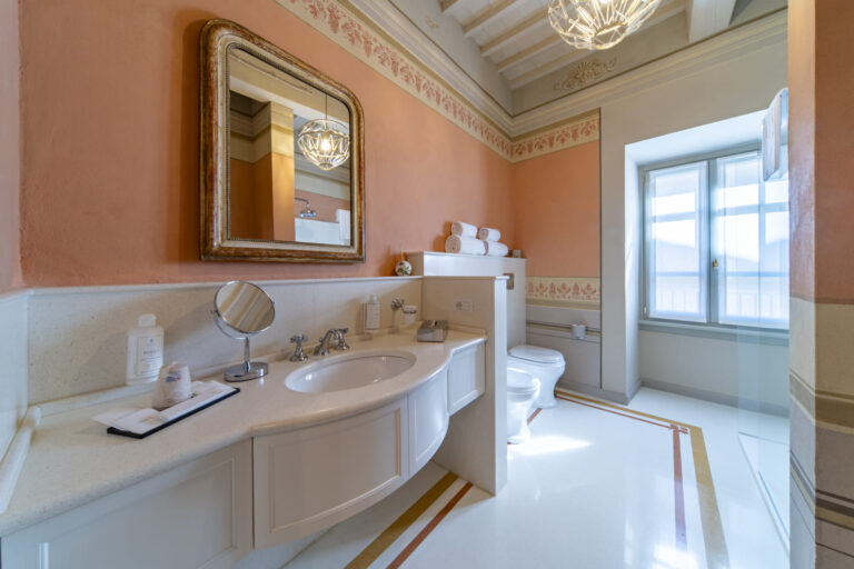 Grande bagno della suite